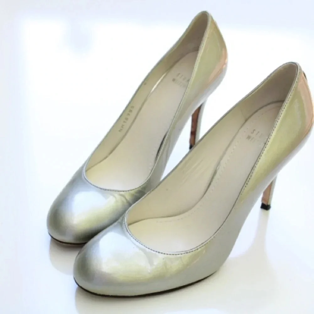 Stuart Weitzman pumps